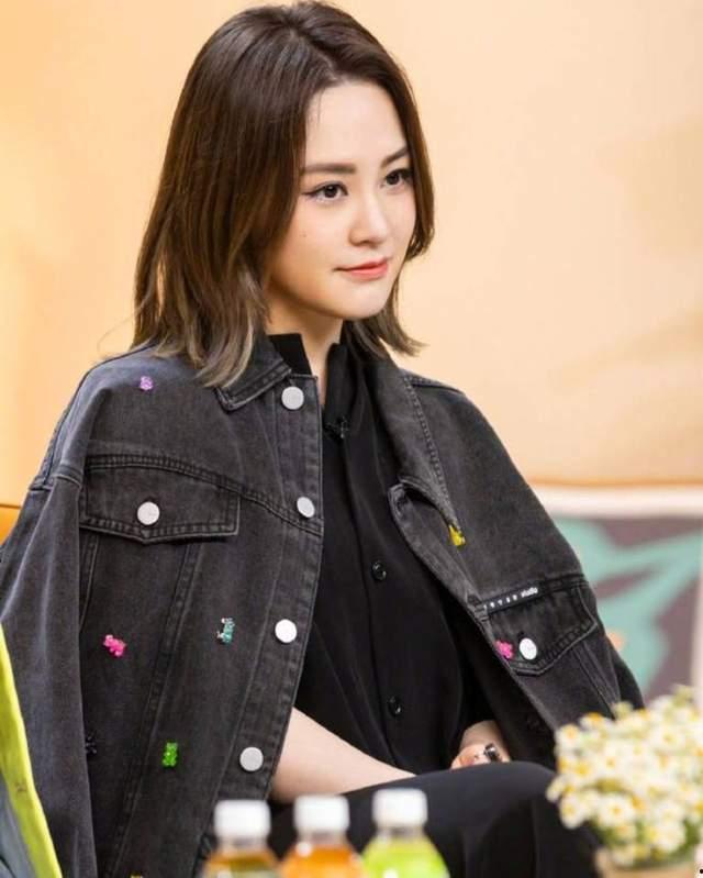 娱乐圈哪个地方吃瓜好,揭秘明星幕后那些事儿